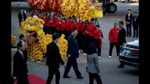 老习到澳门，一座空城！美媒首次证实：习健康大不如前！抱病到海南，两个茶杯显眼。公安部密件：最怕八个东西