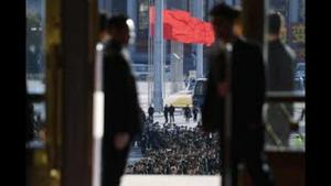 中南海无声政变！习家军快速复灭：46名中央委员、6部长、3个中央军委，几乎所有上将都倒台！蔡奇涉入英国间谍案。日本诞生首位女首相！川普重大胜利：哈马斯同意退出加沙、释放所有人质