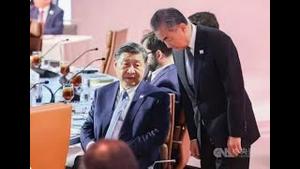 忽然间，中国人没那么好骗了！党媒推出反日宣传又快删，因遭群嘲。骂完日本又骂新加坡，土共得罪全世界。川普新版俄乌和平计划，内容惊人！引发争议